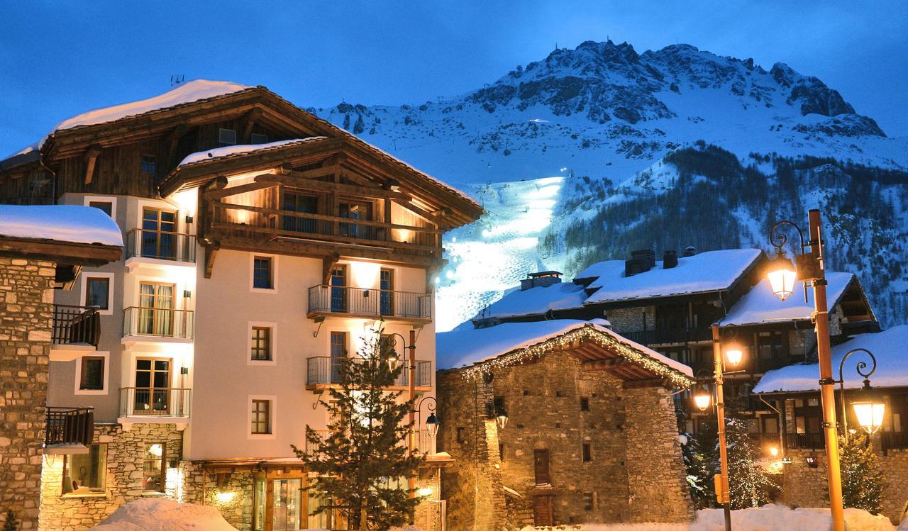 Maison De Famille Les 5 Freres Val-dʼIsère المظهر الخارجي الصورة